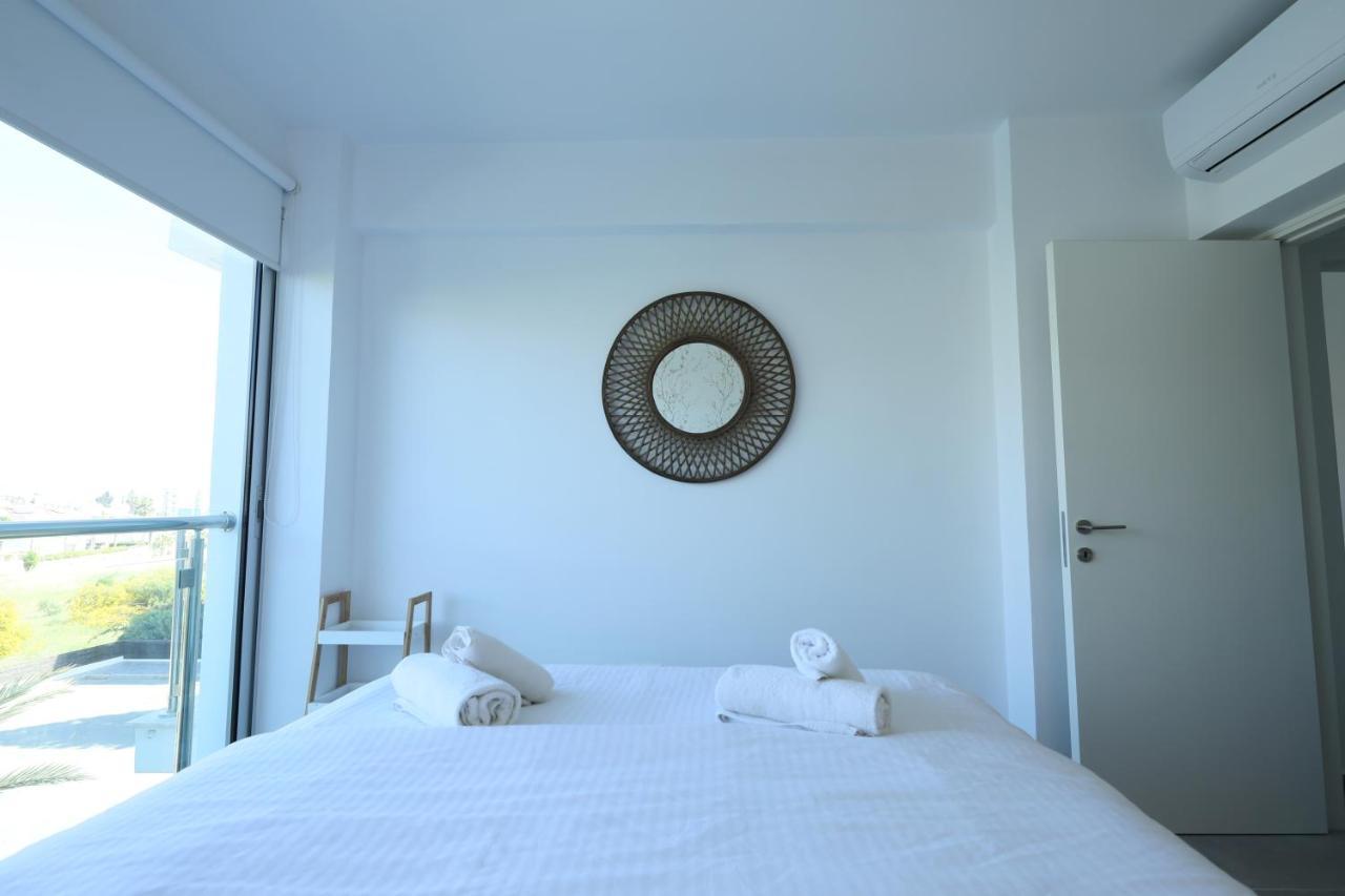 Lovely Cozy One Bedroom Suite With Pool プロタラス エクステリア 写真